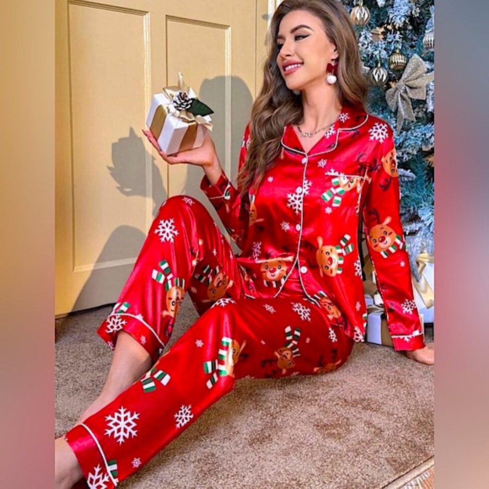 Women’s Red Christmas Holiday Loungewear Pajama Set